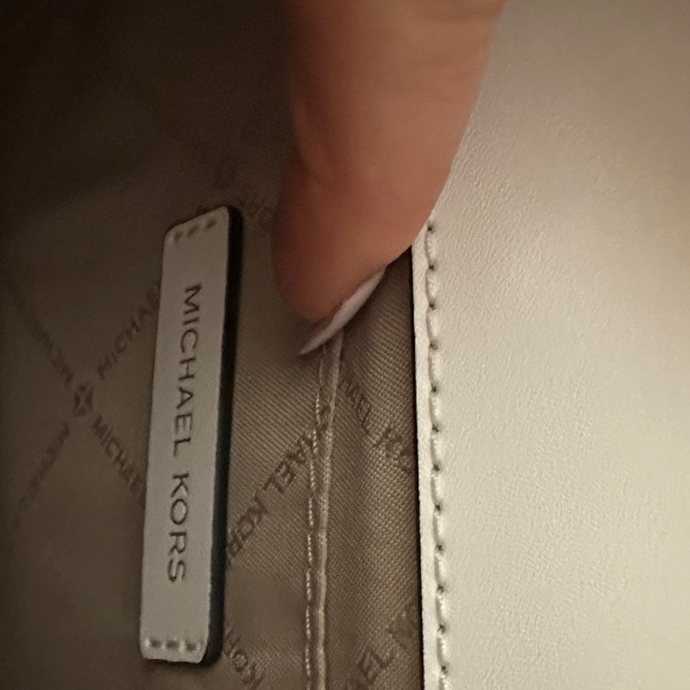Michael Kors Whitney NWT Black and White Crossbody Bag w Silver Studs Hardware - Picture 12 of 12